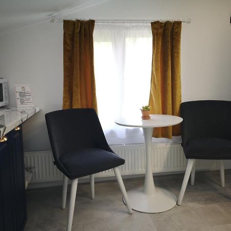 Apartamento Ivy Boutique Braşov Exterior foto